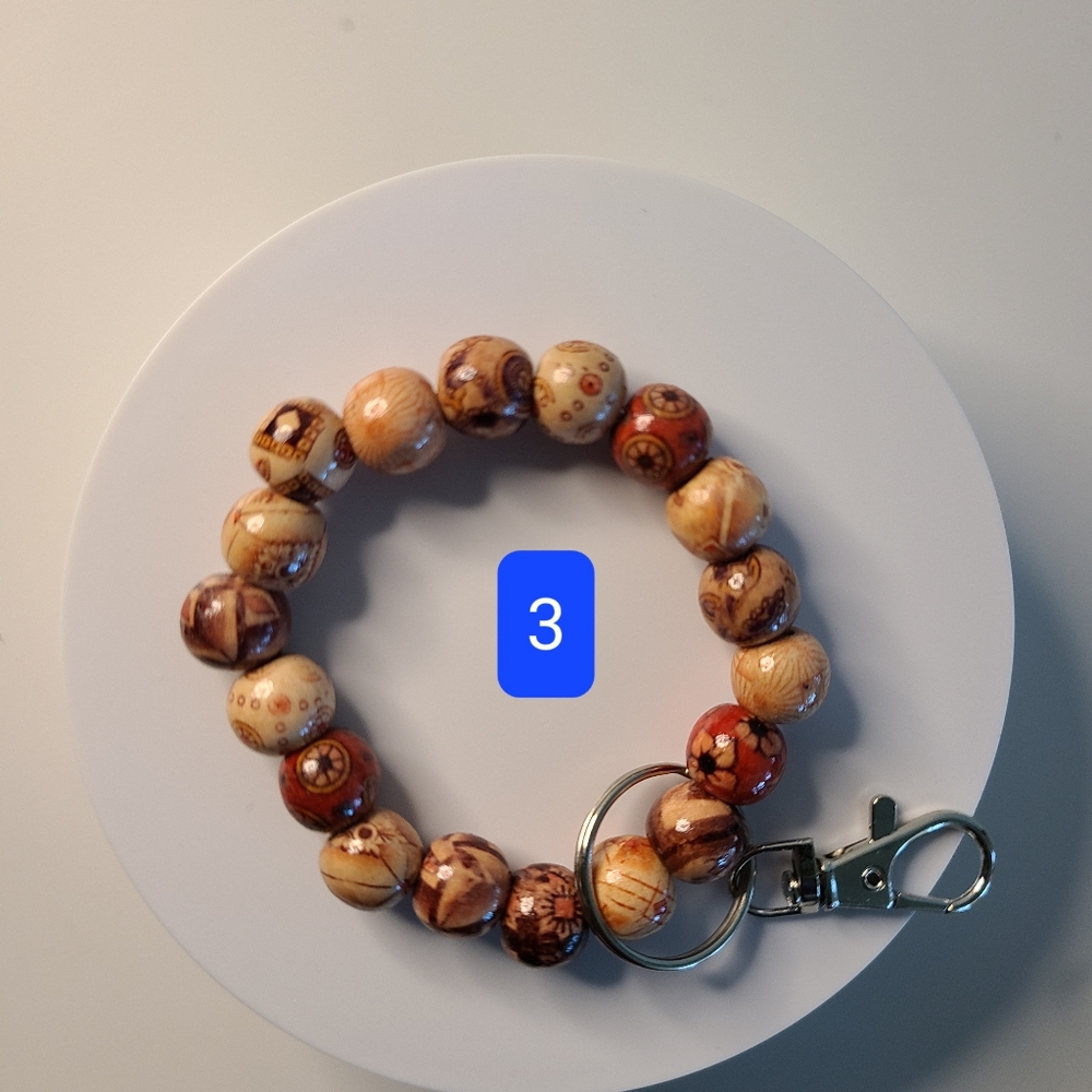 Bracelets - Picture 4 of 16